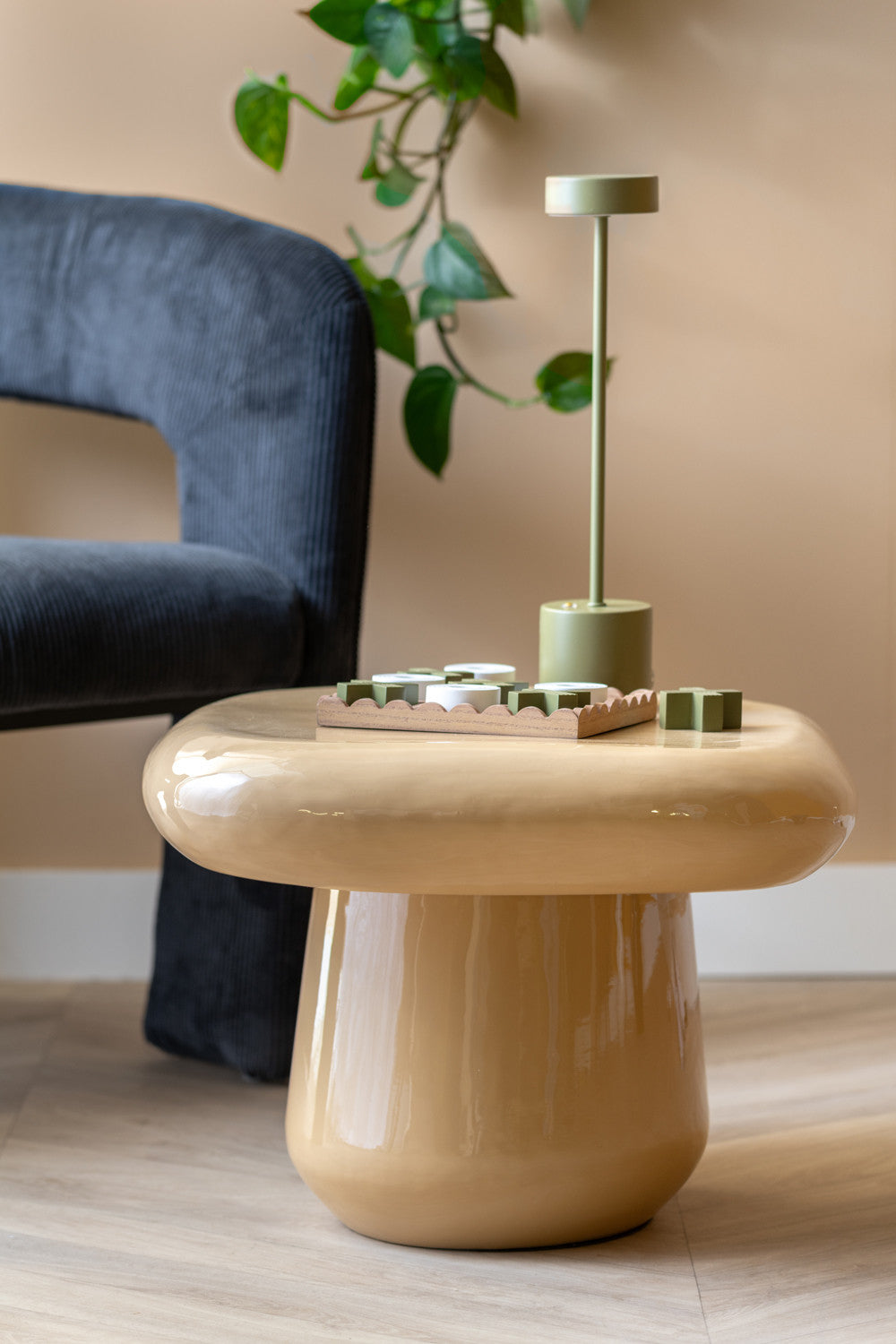 Present Time Table Lamp Ganar LED in Army Green
