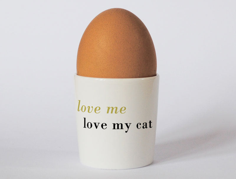 Repeat Repeat Olive Sitting Cat Happiness Egg Cup