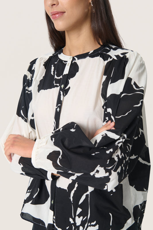 Soaked in Luxury Joanne Shirt in Whisper White Mega Flower