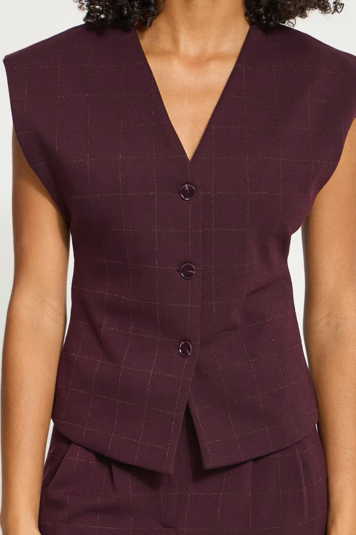 ICHI Kate Sparkelly Waistcoat in Fudge