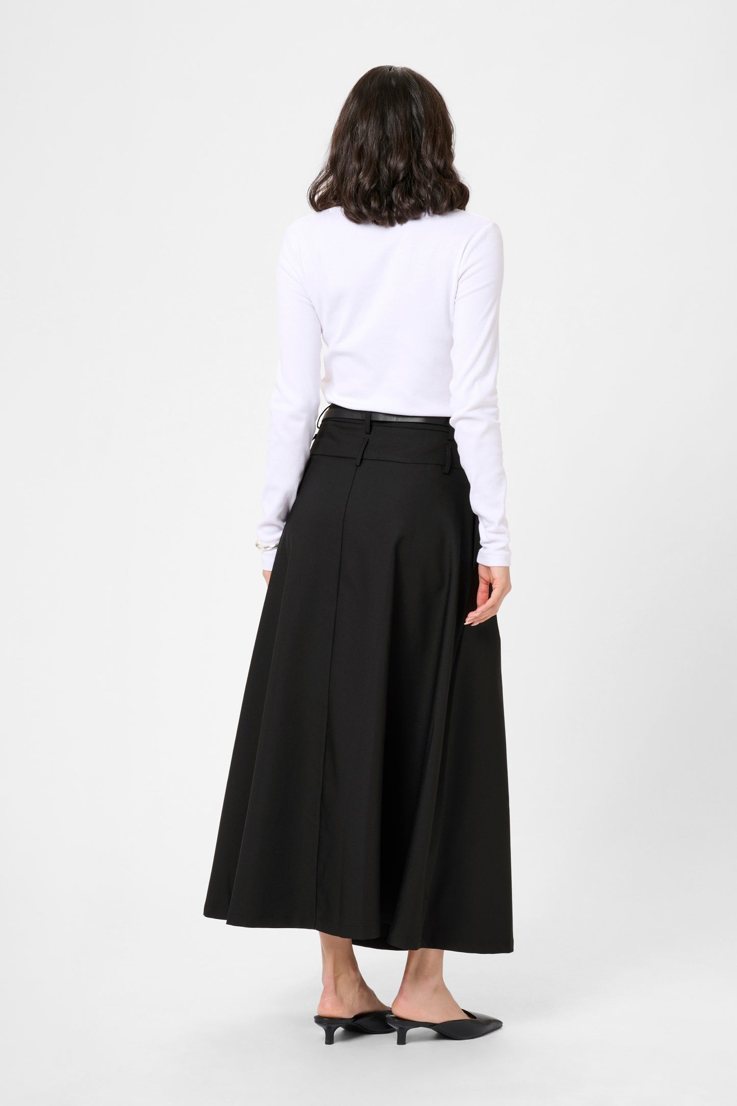 Kaffe Lissi Skirt in Black Deep