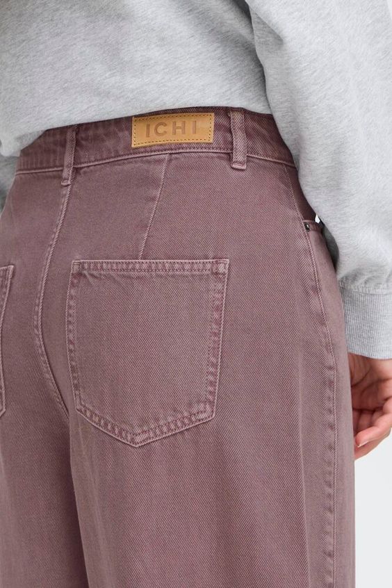 ICHI Mijalla Pant in Ruby Wine