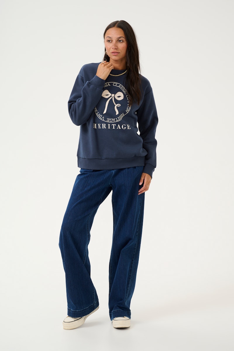 Fransa Ellen Sweatshirt in Midnight Marine