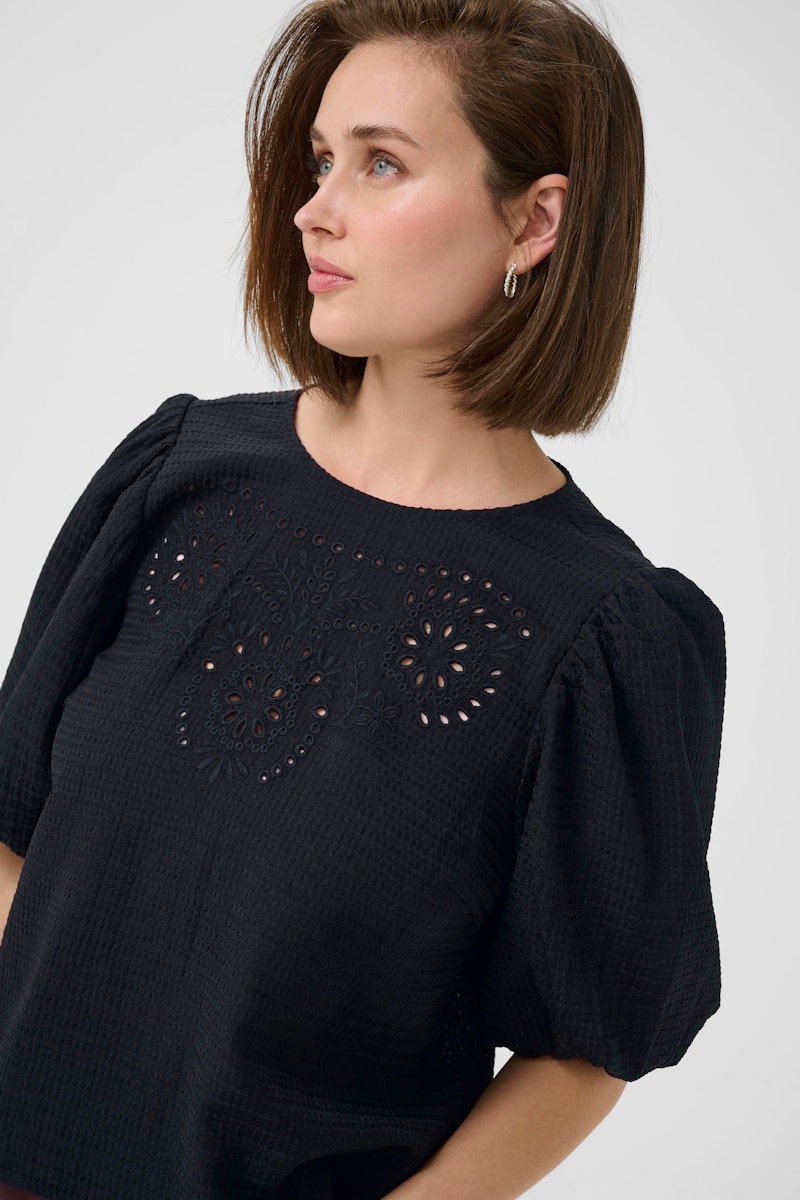 Fransa Melani Blouse in Black Deep