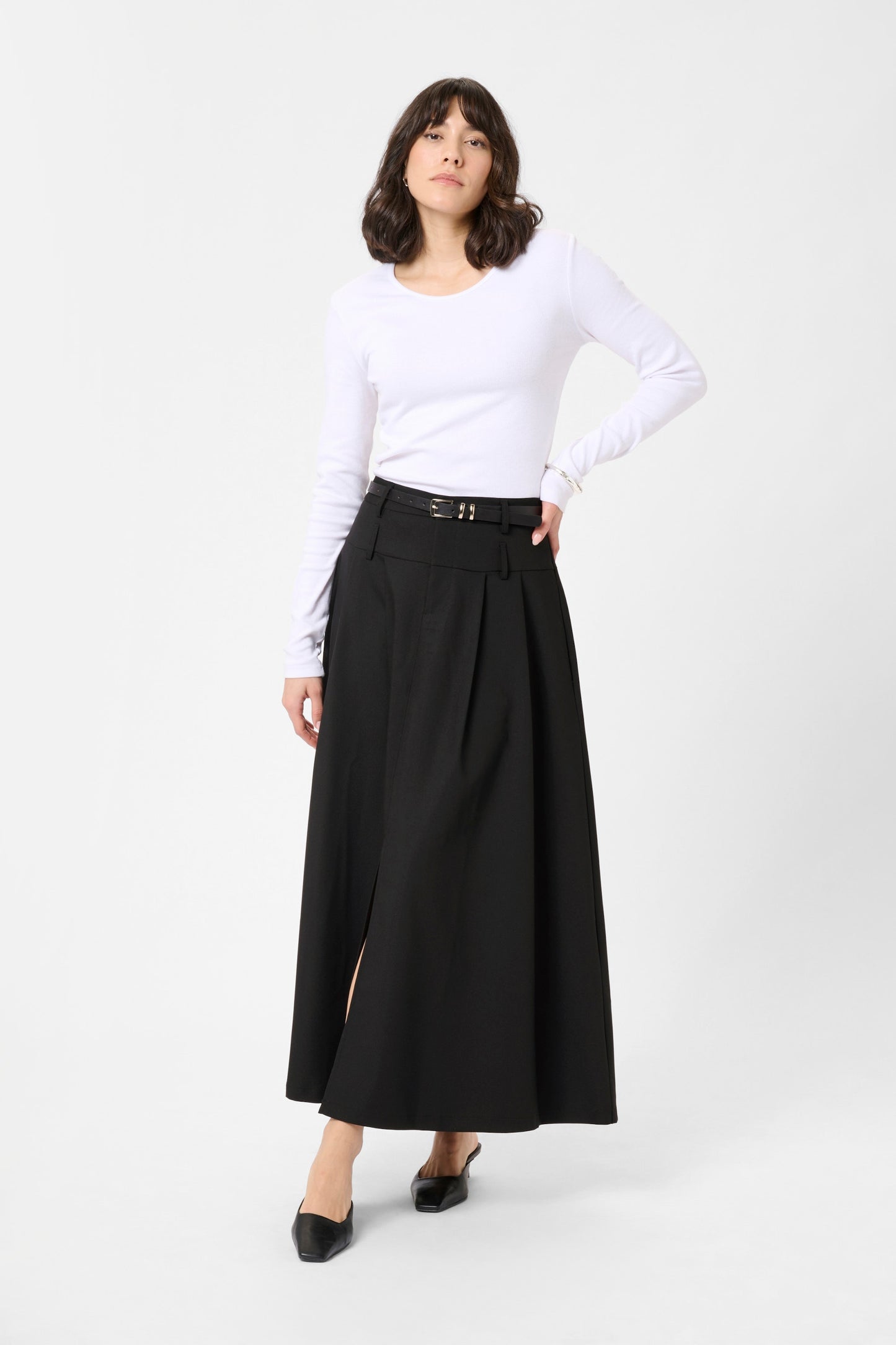 Kaffe Lissi Skirt in Black Deep