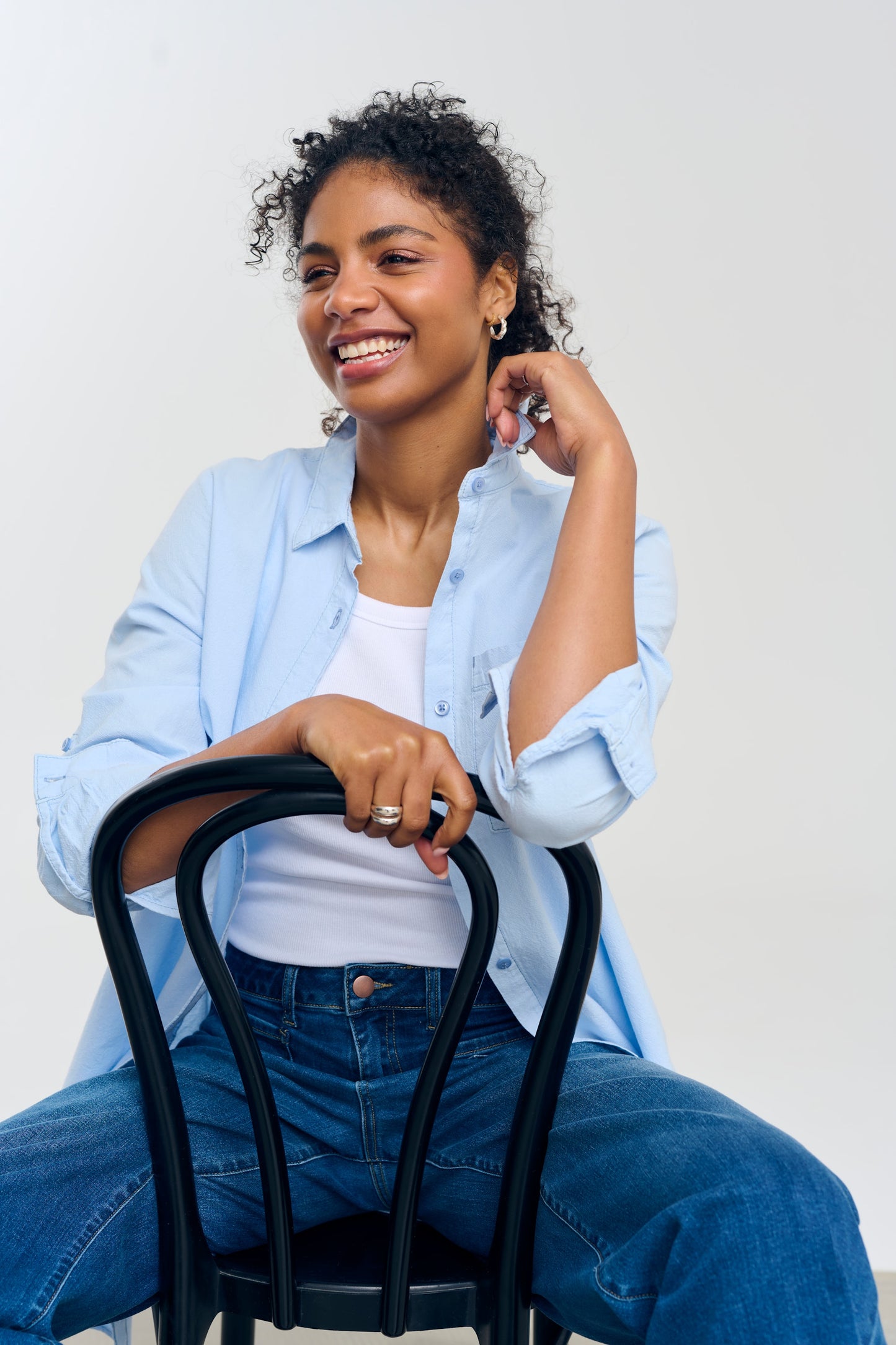 Kaffe Karla HW Wide Jeans in Medium Blue Wash