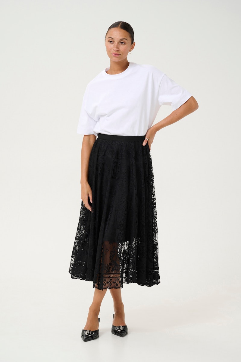 Kaffe Vilja Skirt in Black Deep
