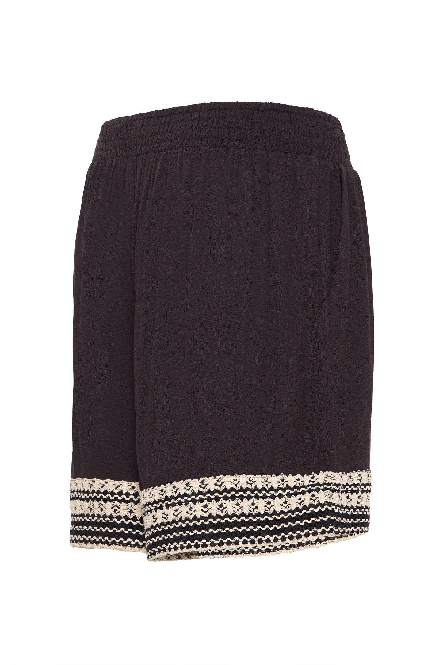 ICHI Ragni Shorts in Black