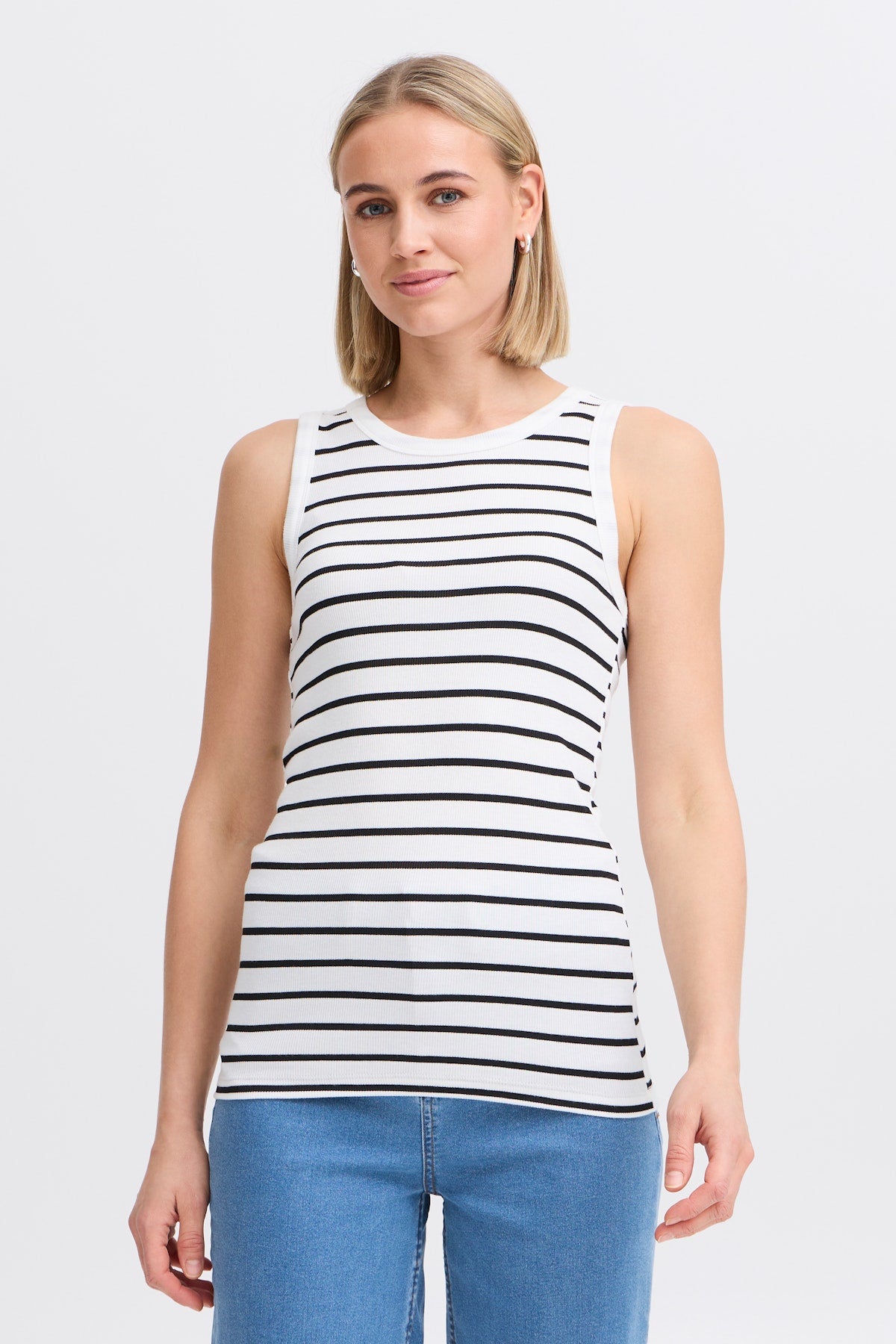 Fransa Hizamond Vest Top in Black mix
