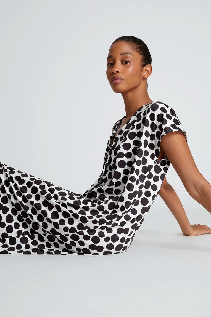 Compania Fantastica Long Terrazzo Print Kaftan in Polka Dots