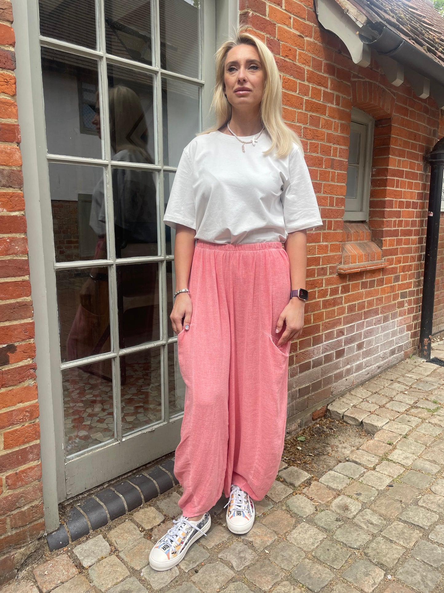 Loose Fit Balloon Leg Linen Trousers