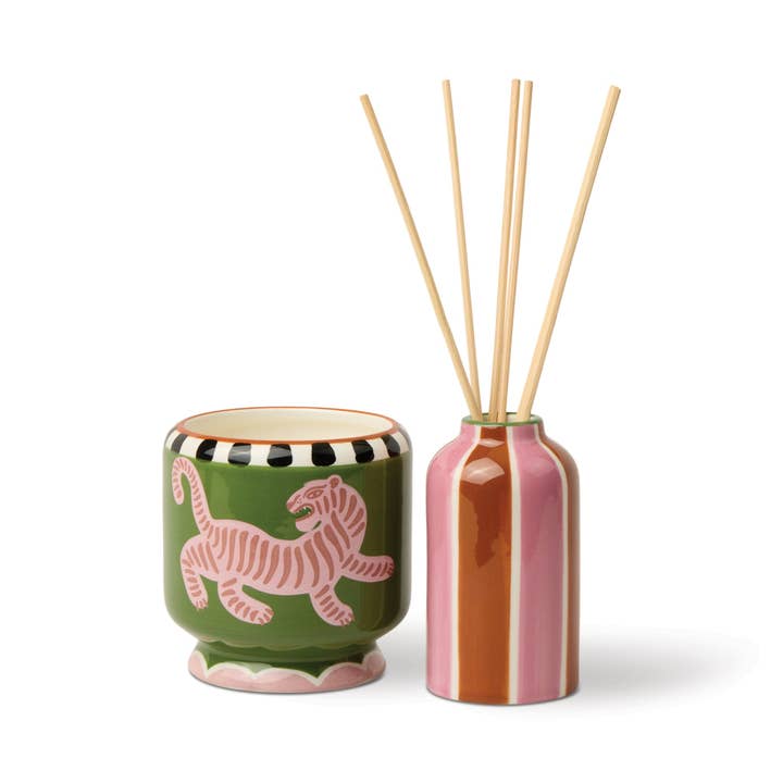 A Dopo Tiger Ceramic Diffuser - Black Cedar & Fig 4fl.oz / 118ml