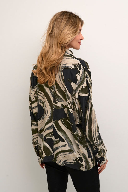 Kaffe Sophia Boxy Batwing Shirt in Black and Green