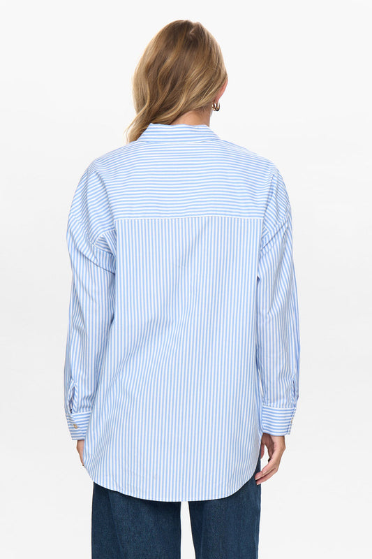 Numph Hailey Shirt without Stones in Hydrangea