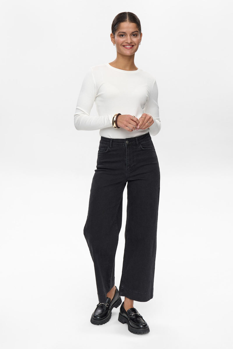 Numph Paris Cropped Black Jeans in Caviar