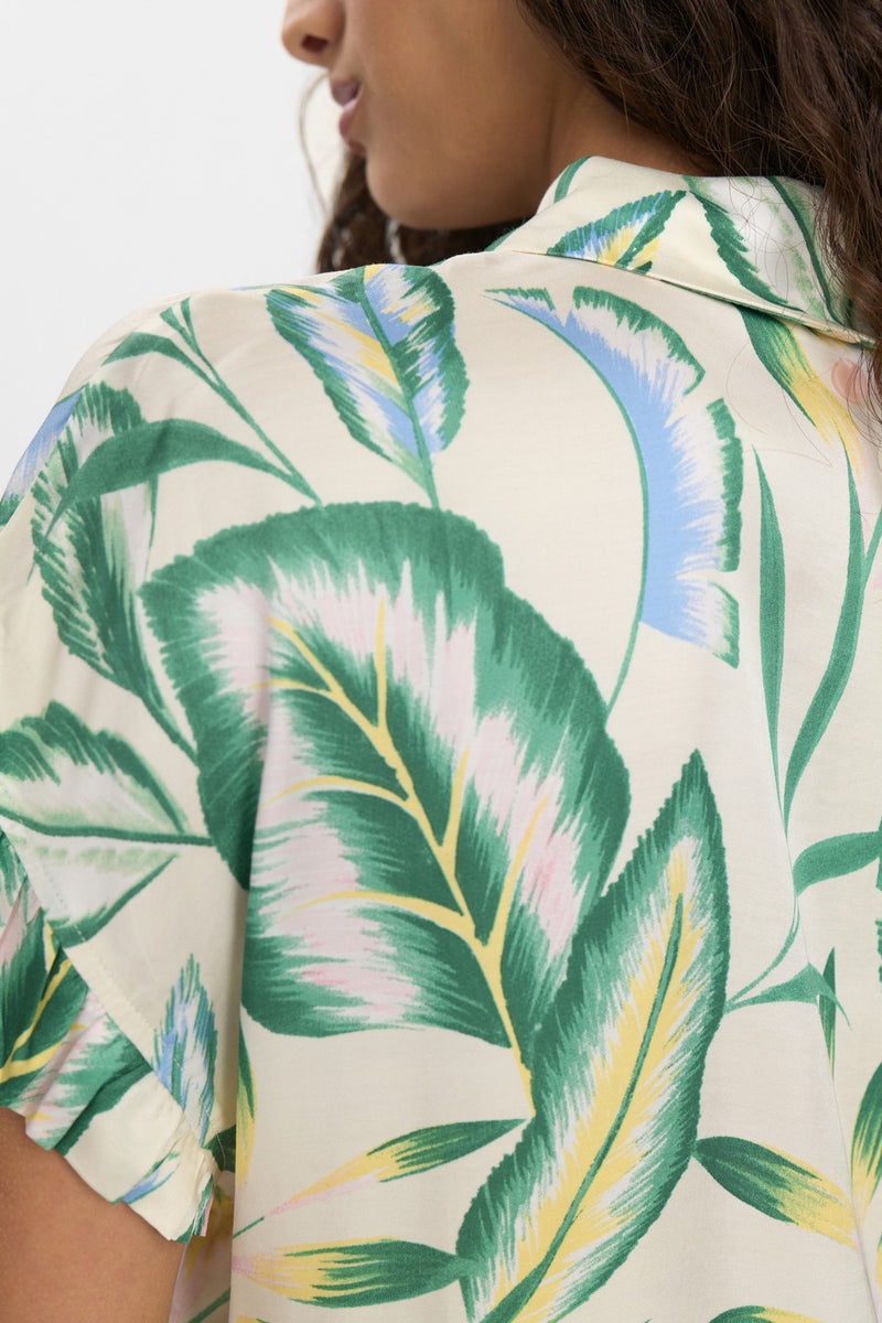 Numph Gwenna Shirt in Pristine Print