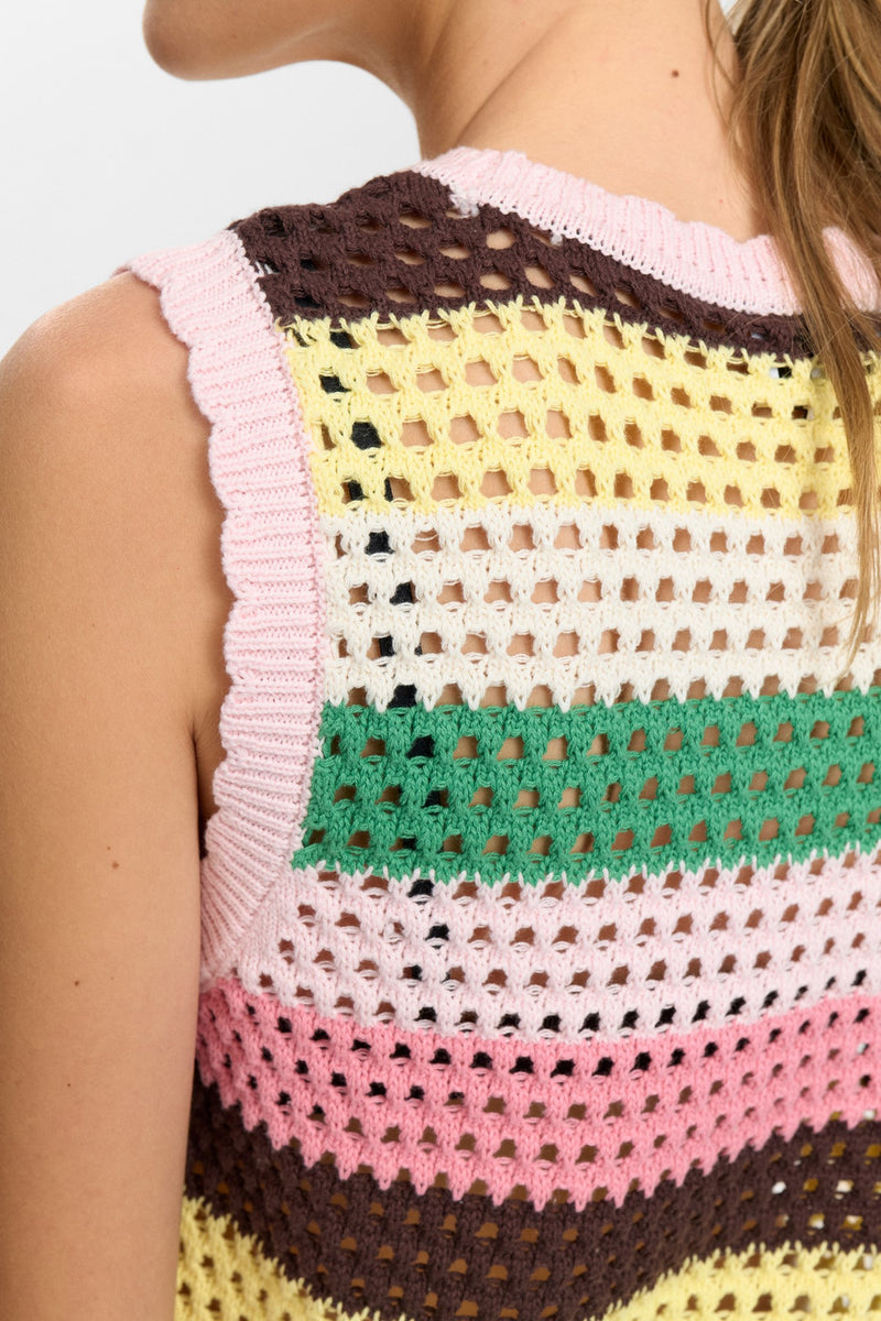 Numph Moana Vest in Blushing Bride