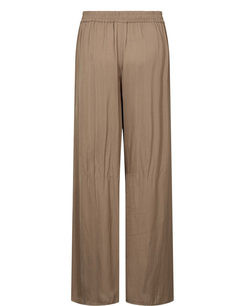 Numph Tessie Short Pants in Silver Mink