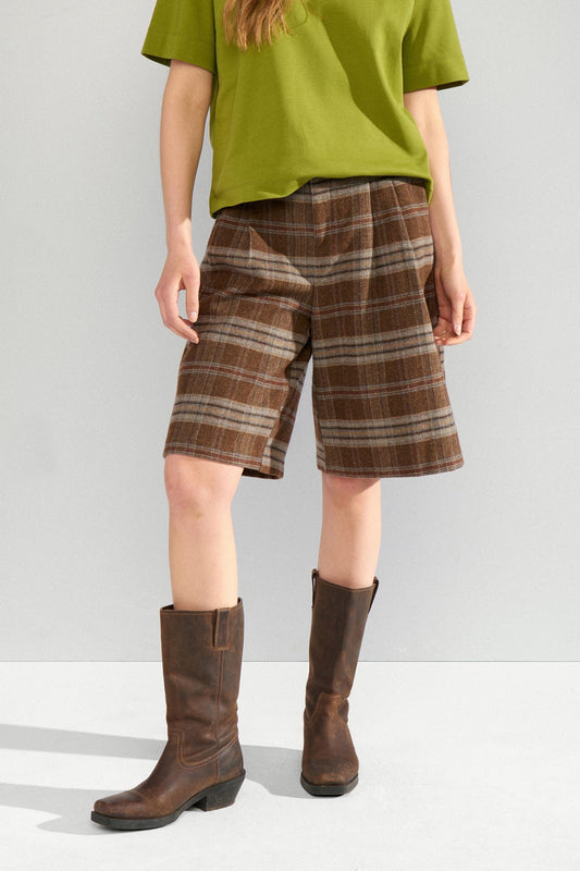 Numph Ezma Shorts in Kelp Check