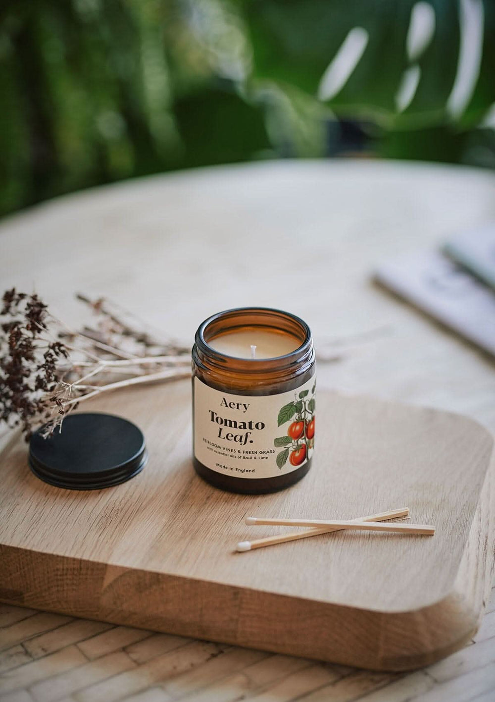 Aery Tomato Leaf Scented 140g Jar Candle - Heirloom