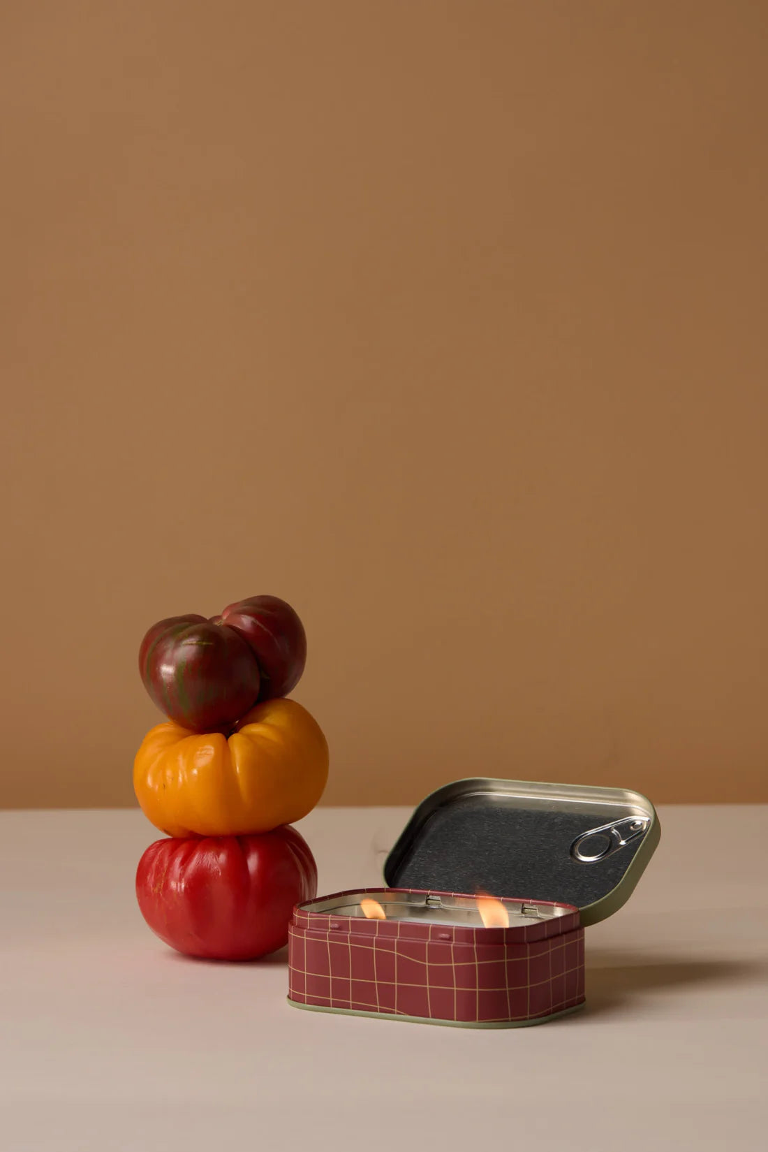 Bistro 4.5oz/27g Tomato Printed Tin Candle - Heirloom Tomato