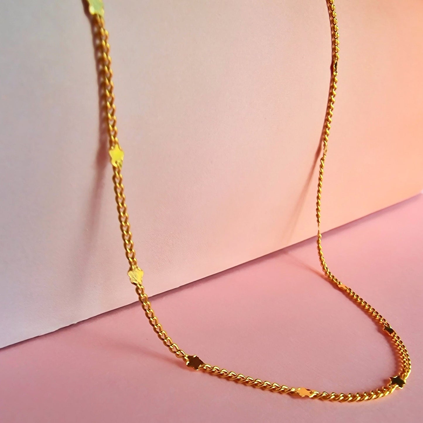 Vurchoo Jewellery Star Dainty Chain Gold
