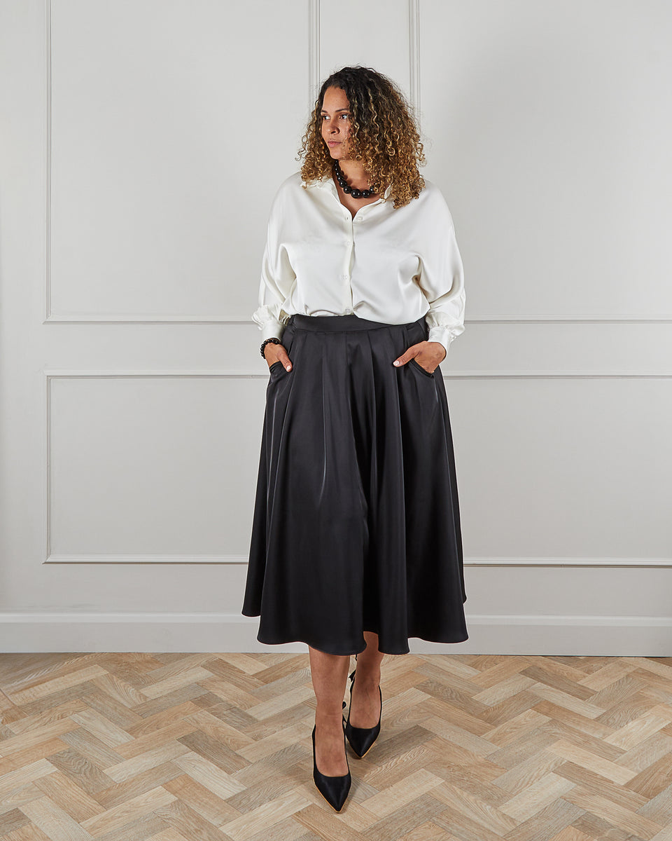 Chalk Audrey Skirt in Black