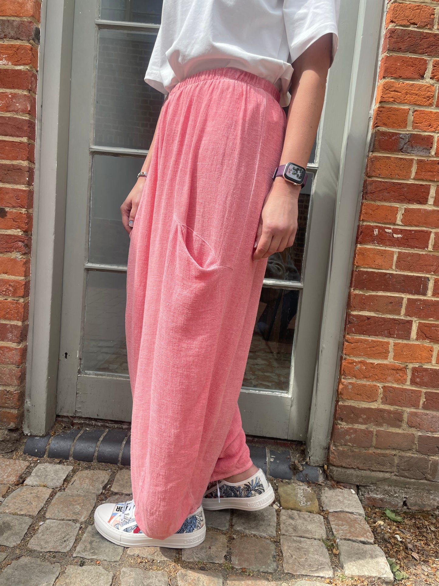Loose Fit Balloon Leg Linen Trousers