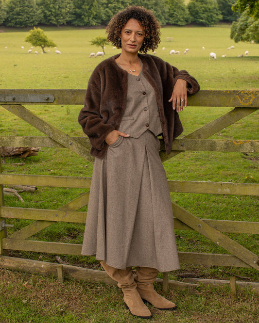 Chalk Tamara Skirt in Chestnut