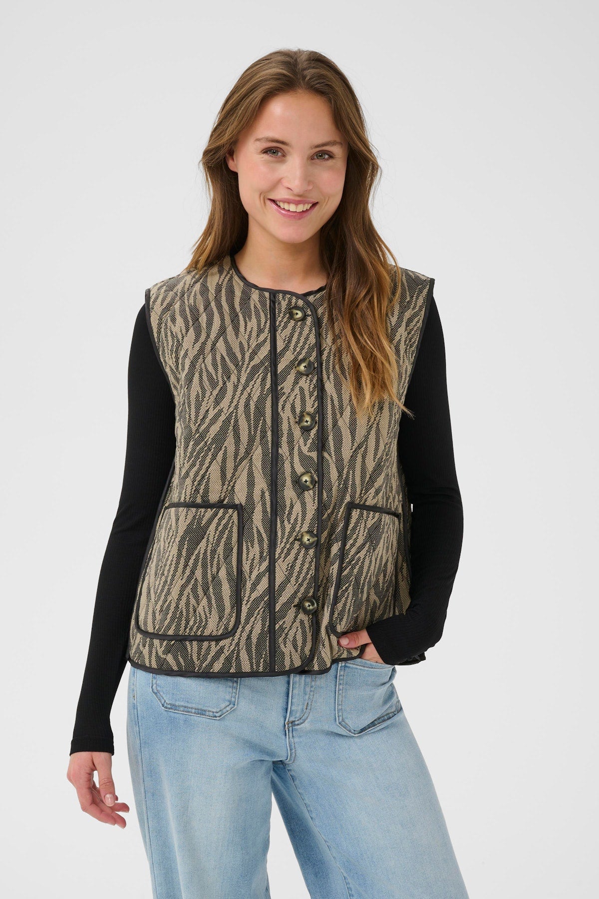 Fransa Kyla Waistcoat in Feather Grey / Black