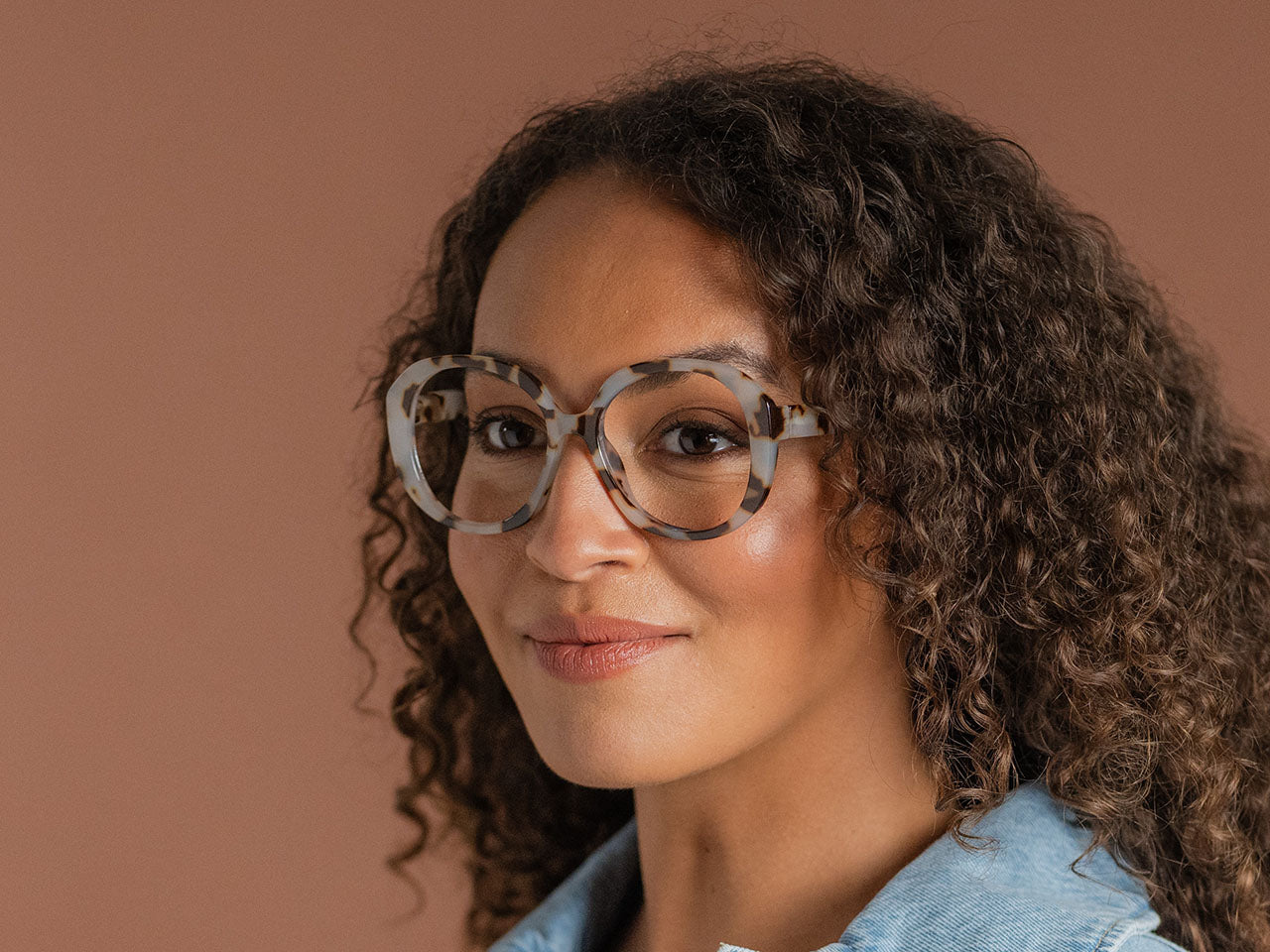 Goodlookers Reading Glasses 'Mila' White Tortoiseshell