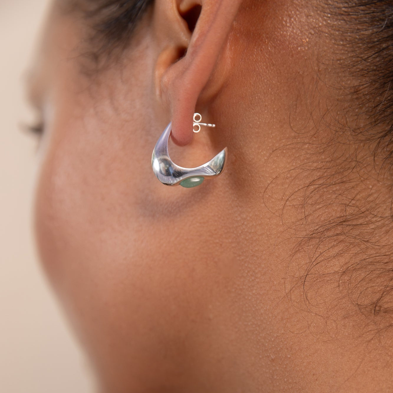 Vurchoo Jewellery Celeste Crescent Aventurine Hoop Silver