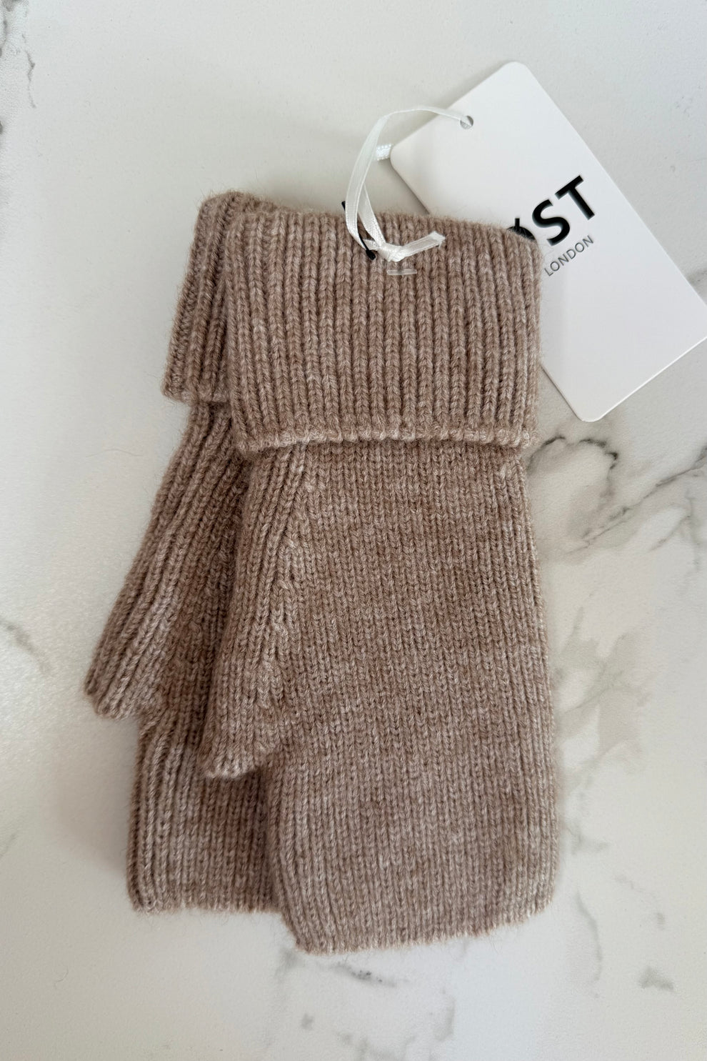 Ost London Ellen Wool Mittens in Taupe