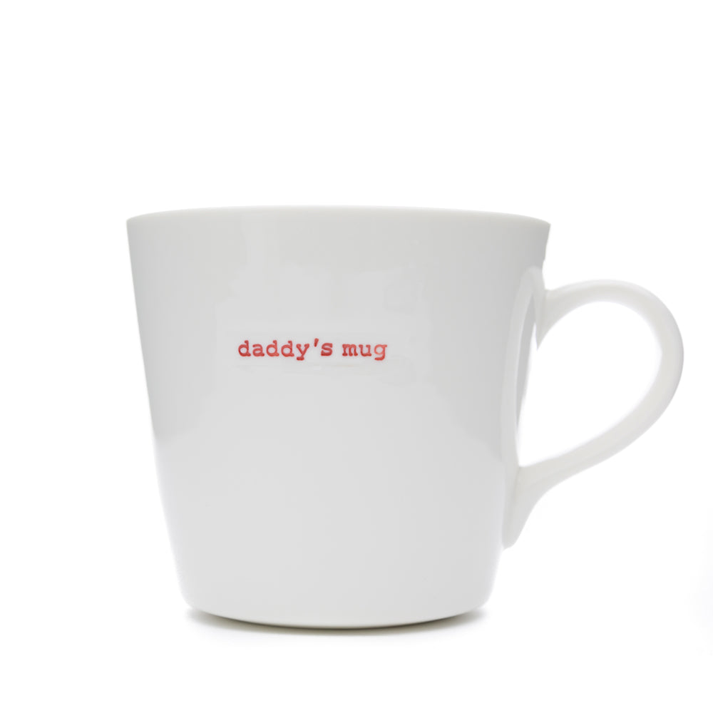White mug with 'daddy's mug' text in red on a white background