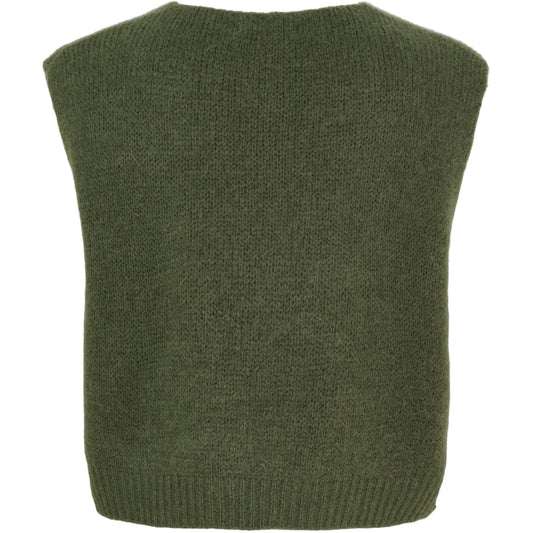 Marta Marlene Vest in Military