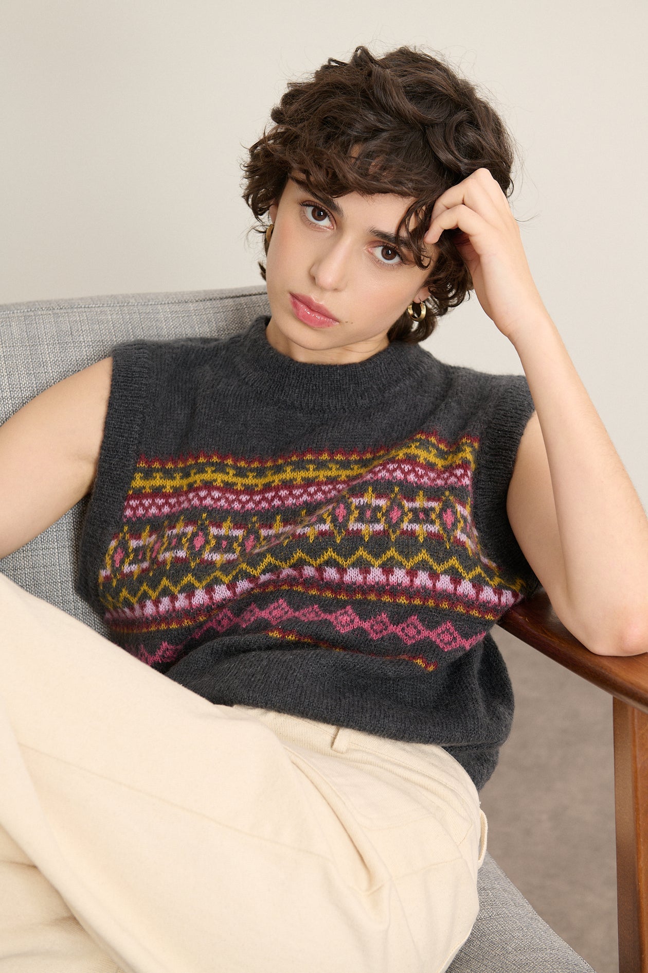 Garance Paris Bibi Sleeveless Sweater in Anthracite