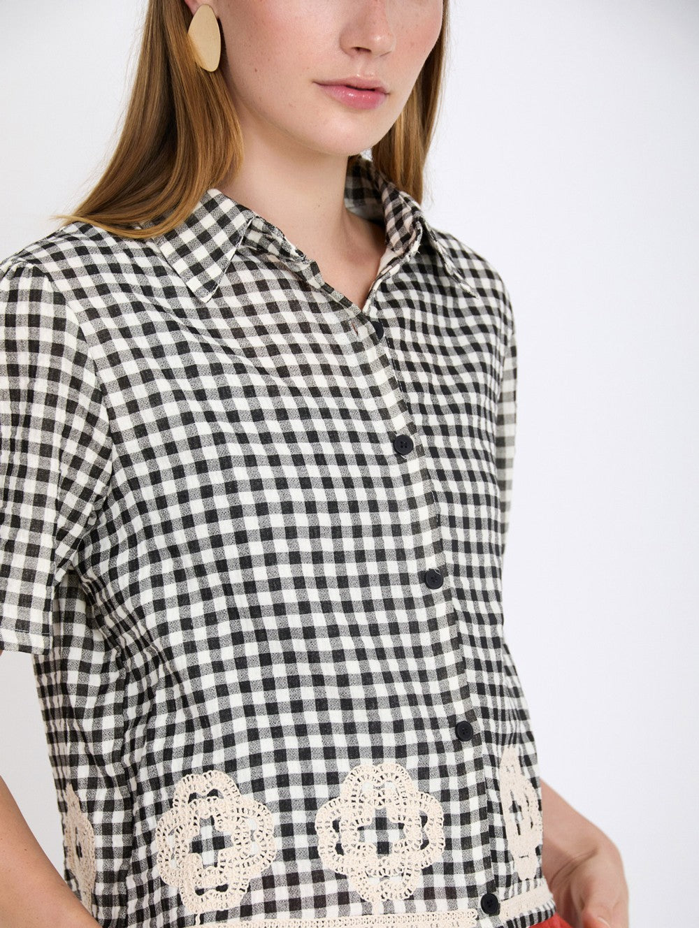 Skatie Gingham Shirt with Embroidery in Black & White