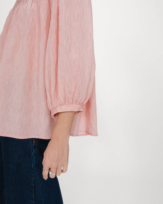 Grace & Mila Vanille Balloon-Sleeve Blouse in Rose