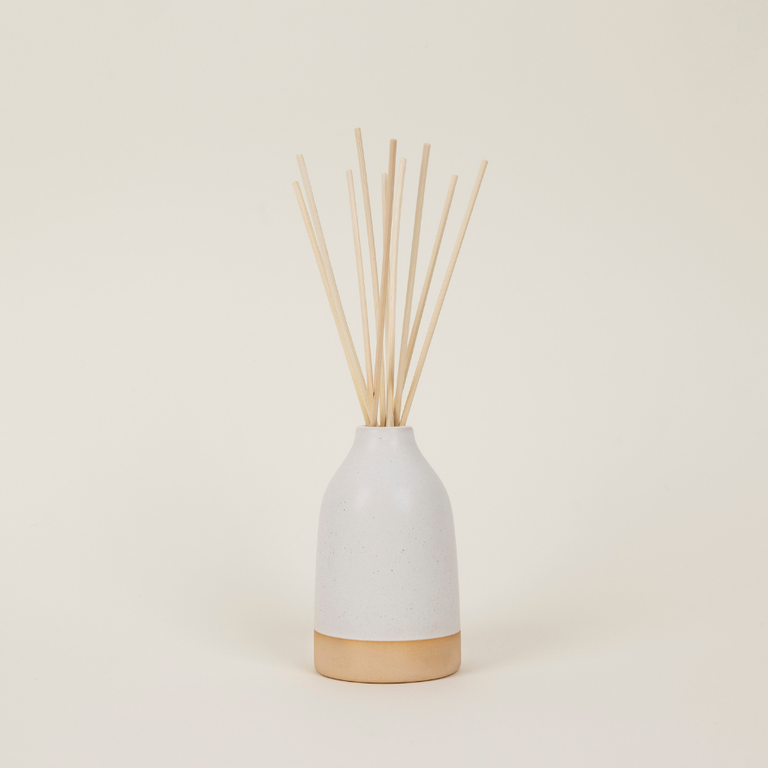 St Eval White Speckle, Ceramic Diffuser Bottle