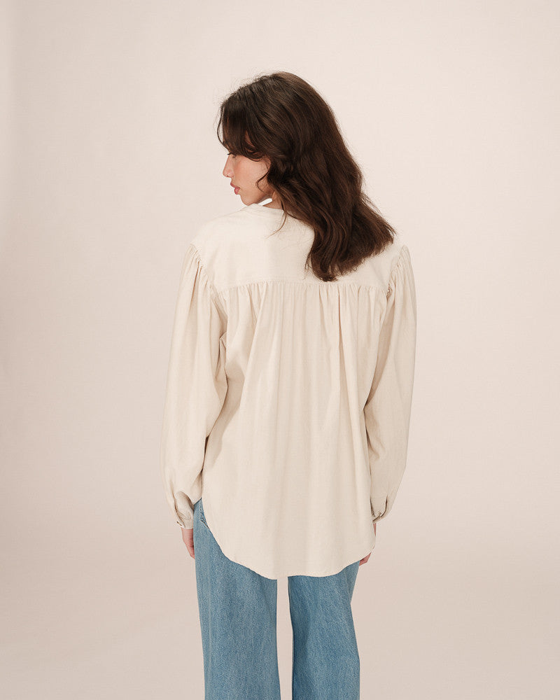 Grace & Mila Suri Blouse in Ecru