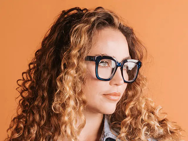 Goodlookers Reading Glasses 'Jamie' Transparent Blue