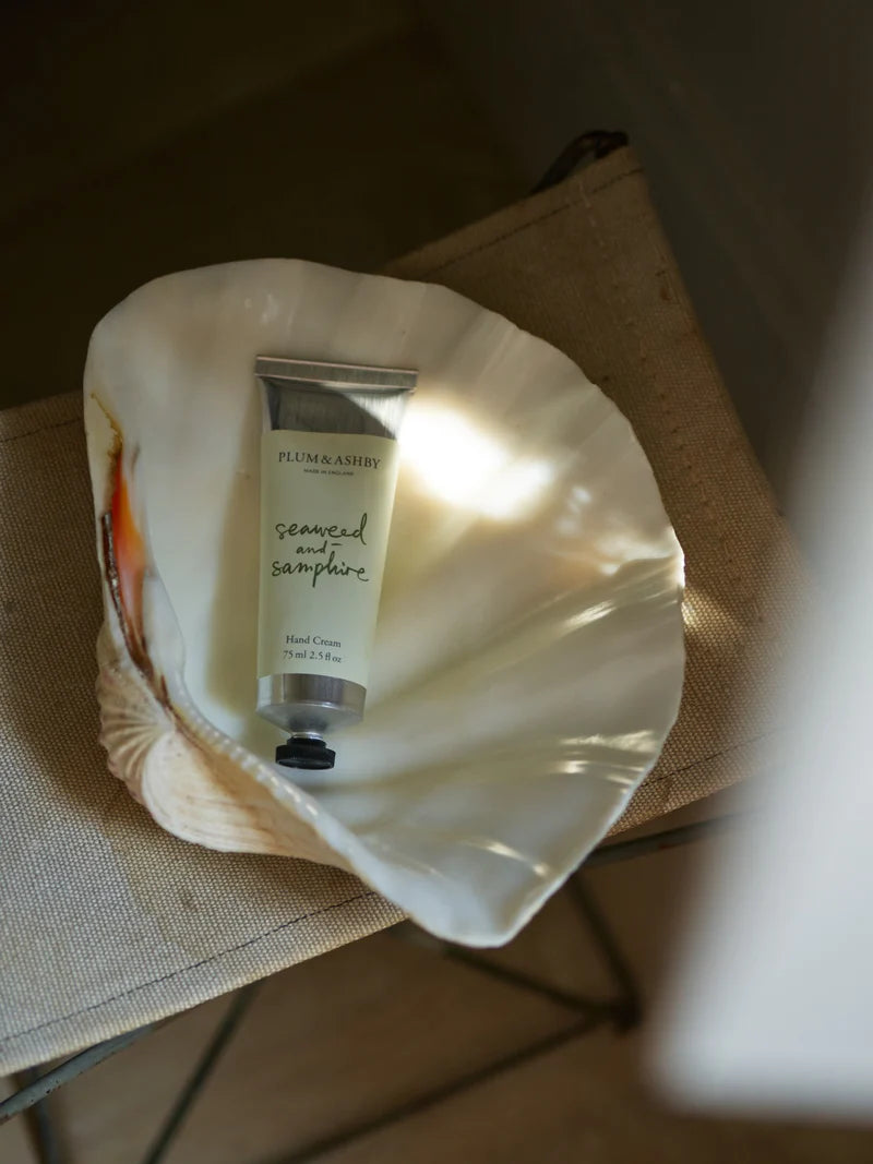 Seaweed & Samphire Hand Cream 75ml in a beautiful shell