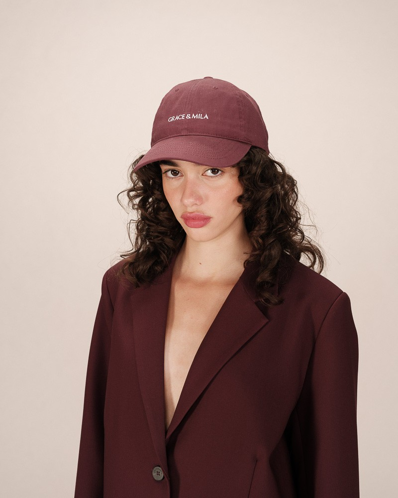 Grace & Mila Slimane Baseball Cap in Bordeaux
