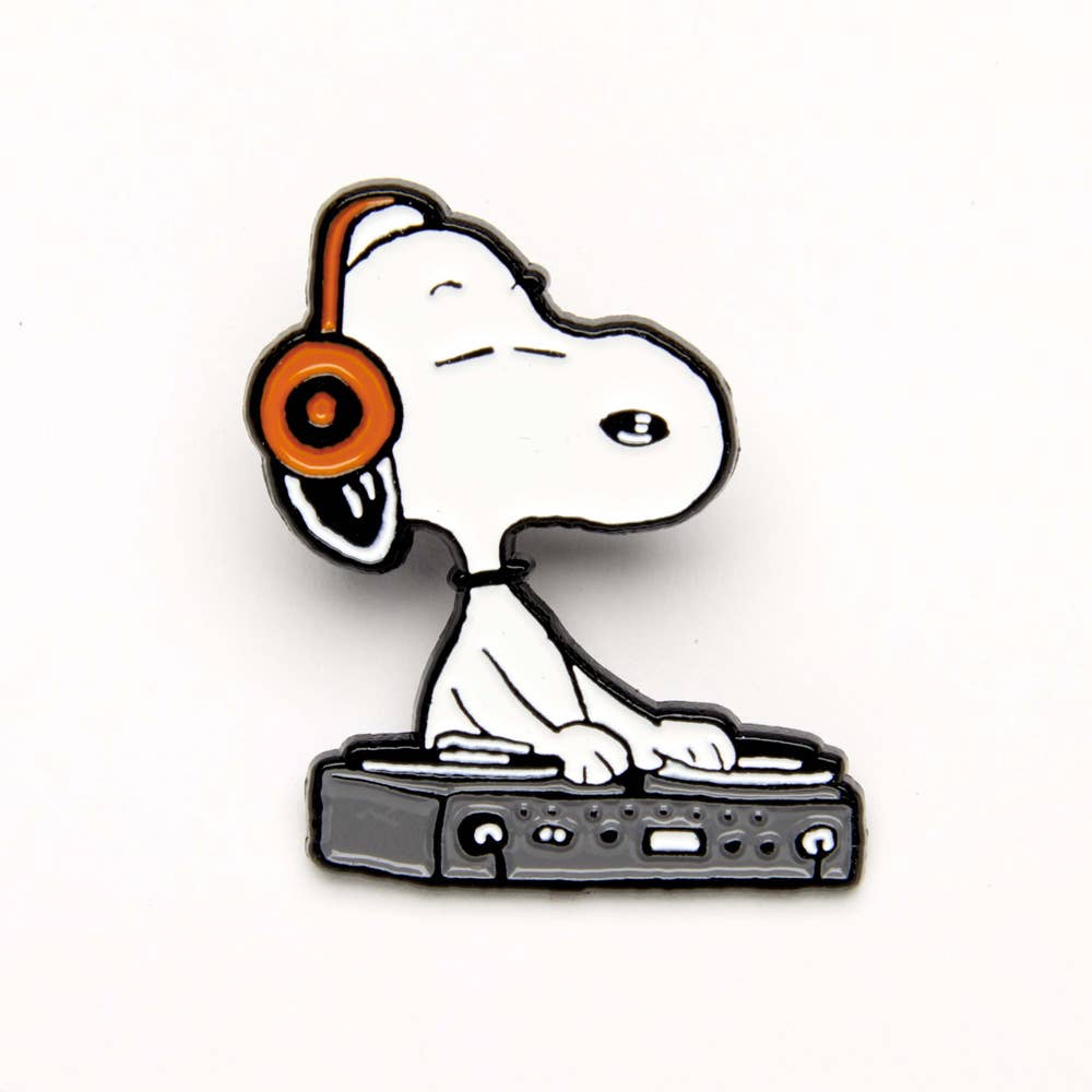 Peanuts Music is Life Pin - DJ