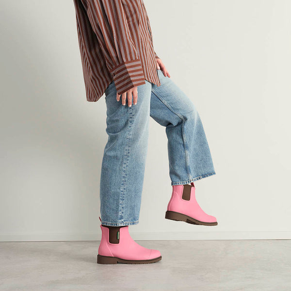 Merry People Bobbi Wellington Boot in Musk Pink