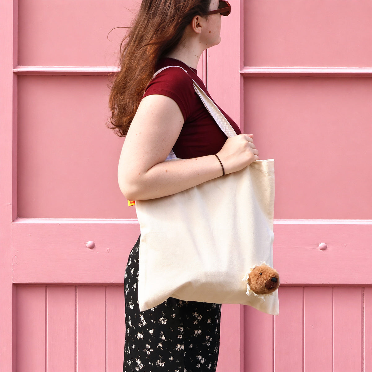 Peeky Capybara Tote