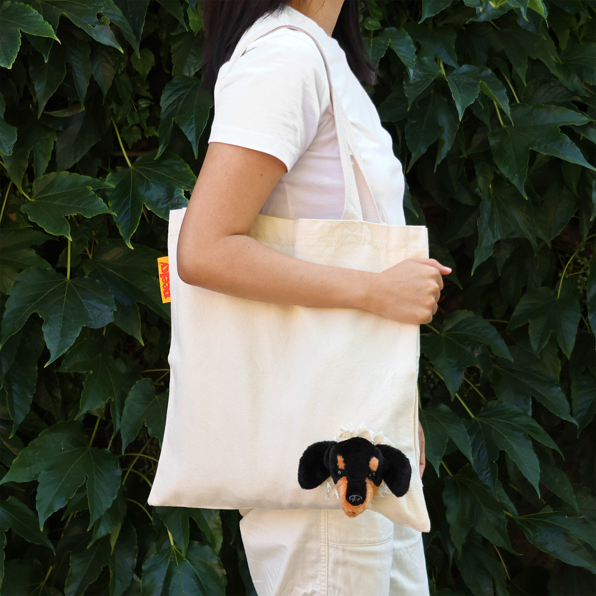 Peeky Dog Tote