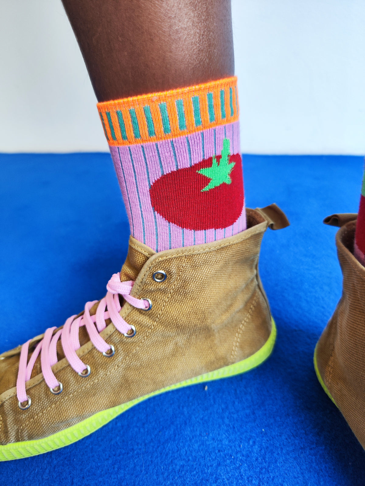 Dr Bloom Pink Pomo Socks in Pink