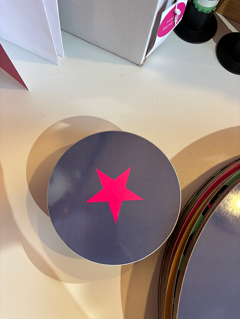 The Hambridge Artist melamine cork backed Coaster - Round Star Slate