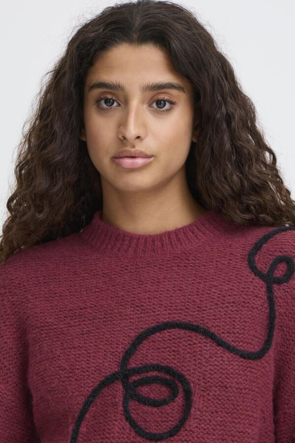 ICHI Catrina LS Pullover in Maroon